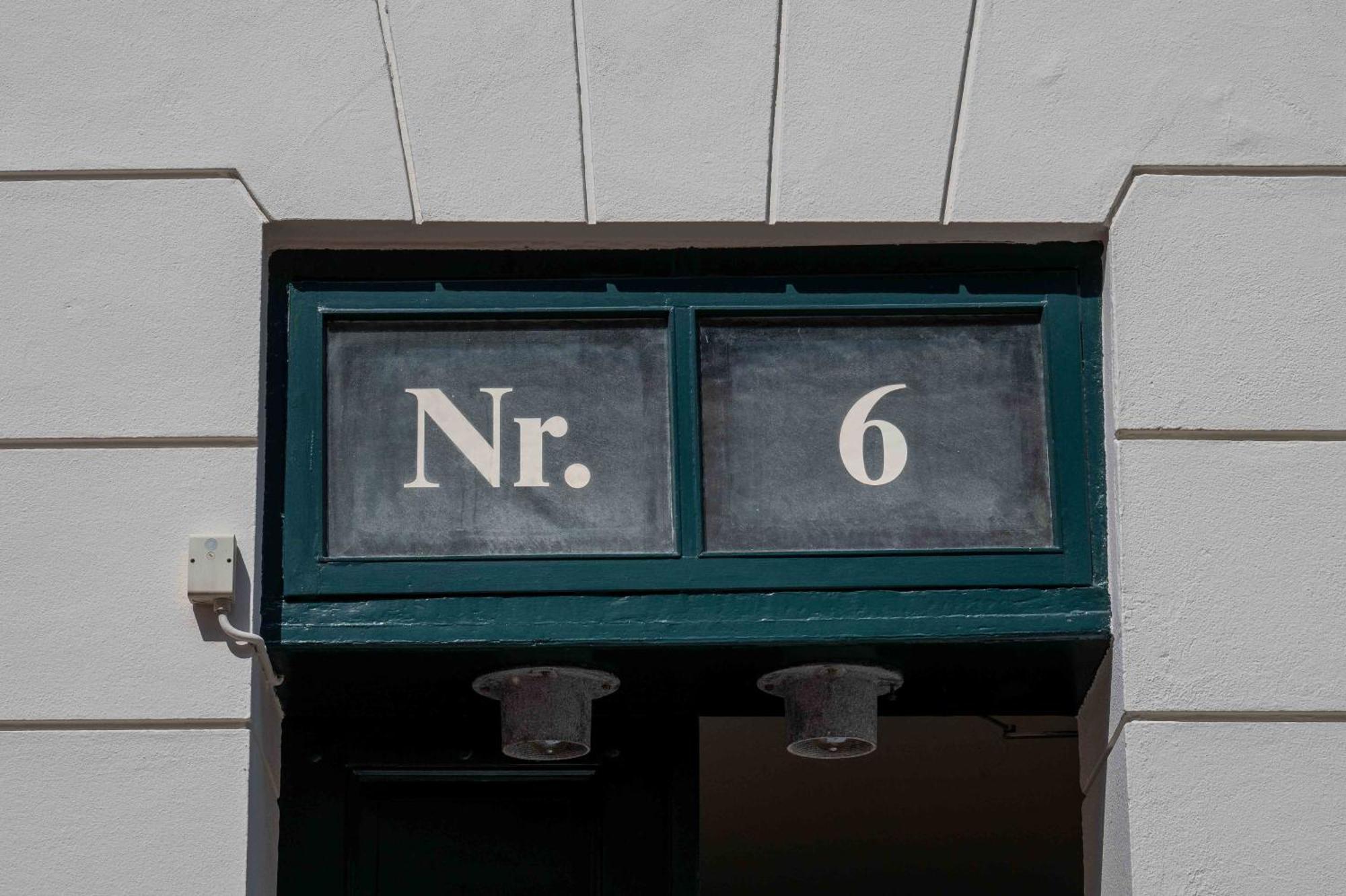 Large With Canal View In Cph