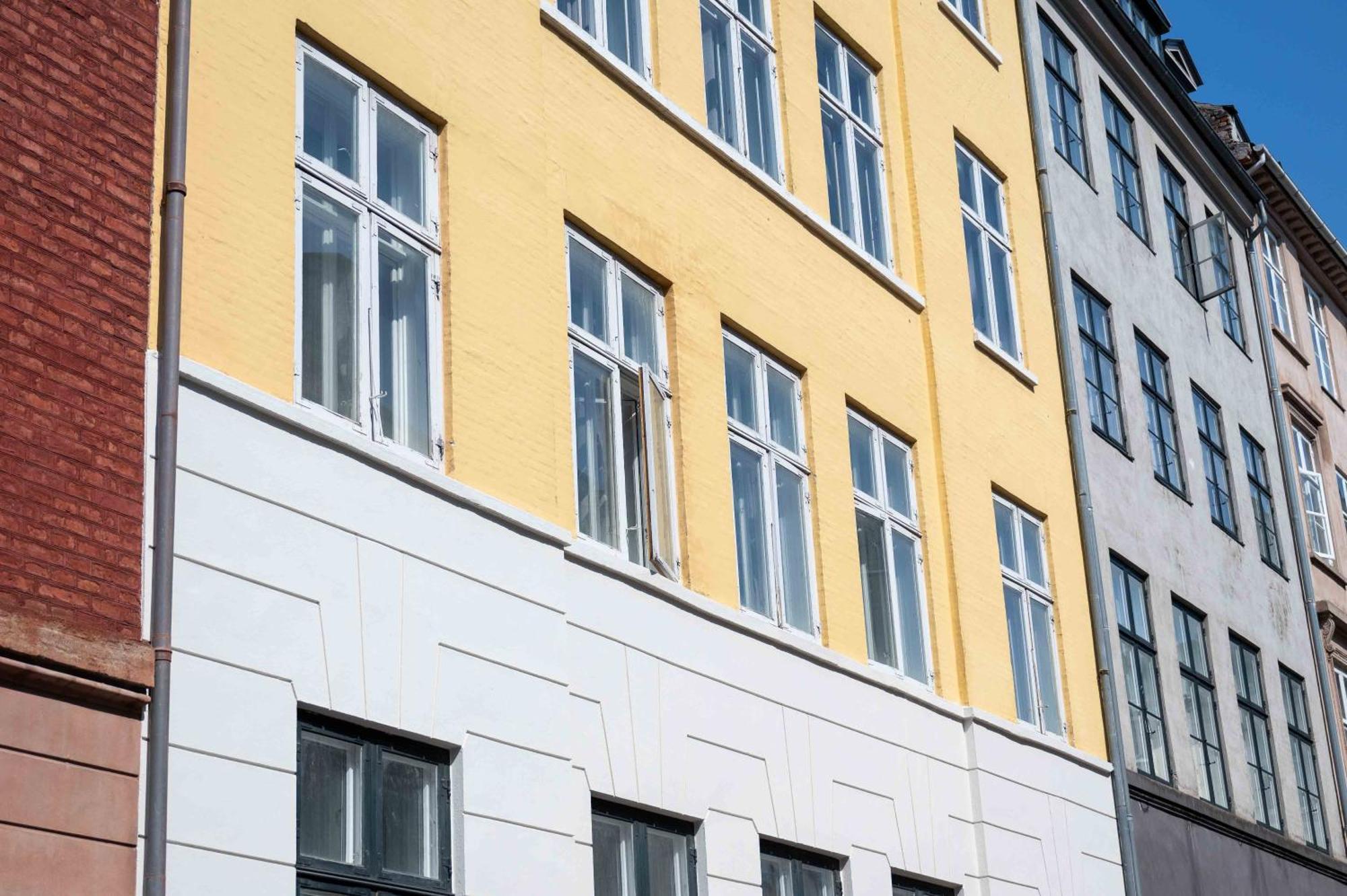 Large With Canal View In Cph *